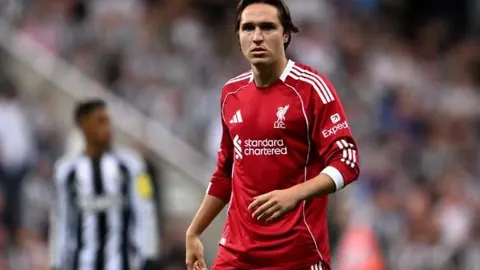 龙8国际 产品 060450 esg