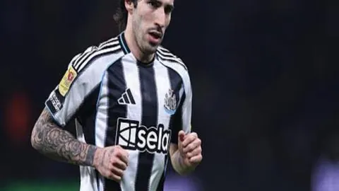 今日皇马训练报道：魔笛、加西亚、巴列霍全员现身